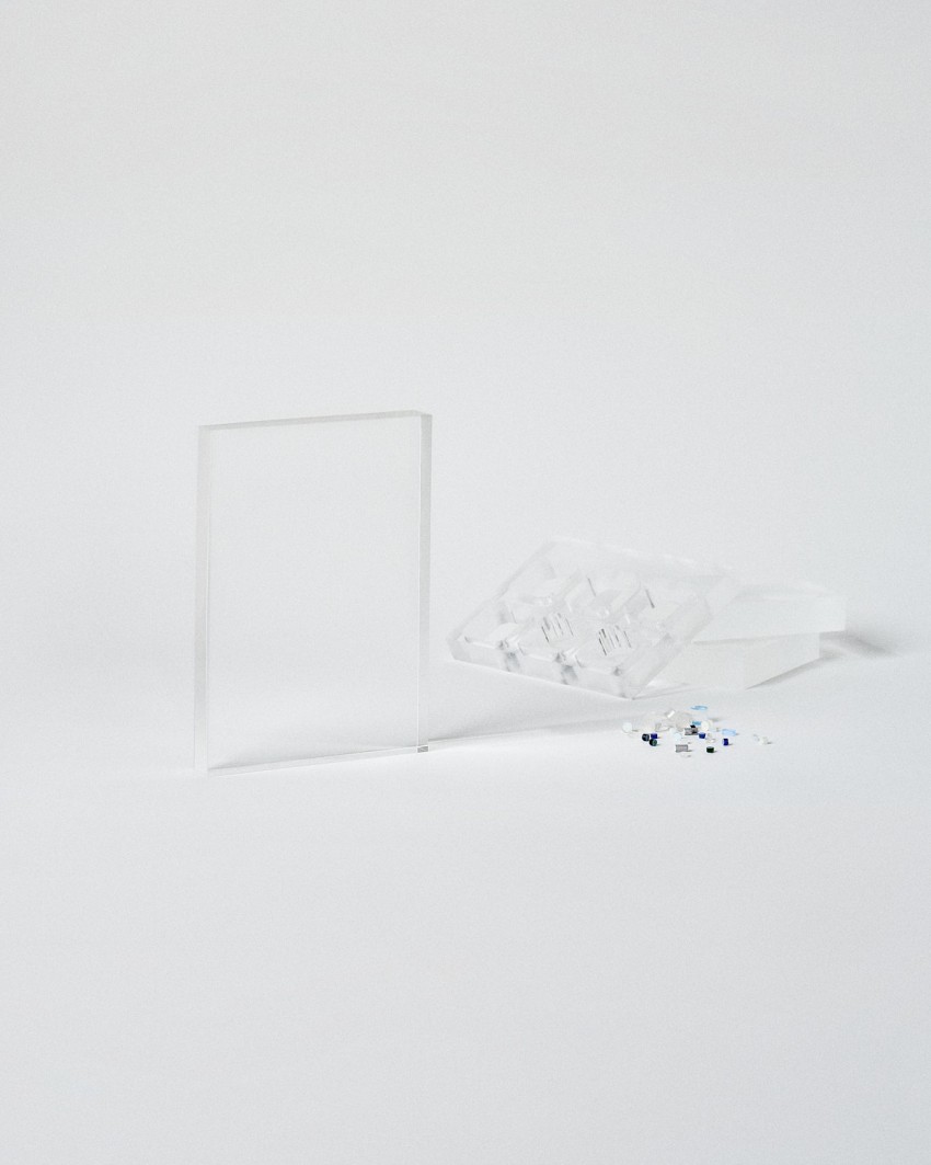 Acrylglas Ehrentafel im rechteckigen VITRA CUSTOM A5-Format zum Personalisieren