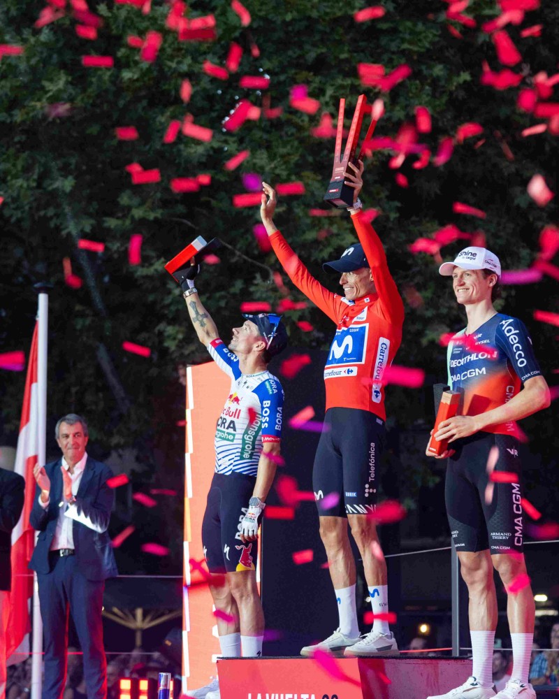 Maßgefertigte Trophäe von Sustain Awards für La Vuelta, 2025 2