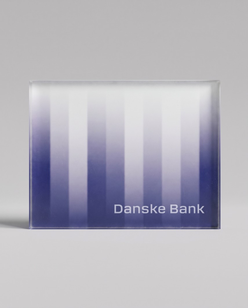Maßgeschneiderte Financial-Tombstone-Trophäe aus transluzentem Acryl mit Farbverlauf